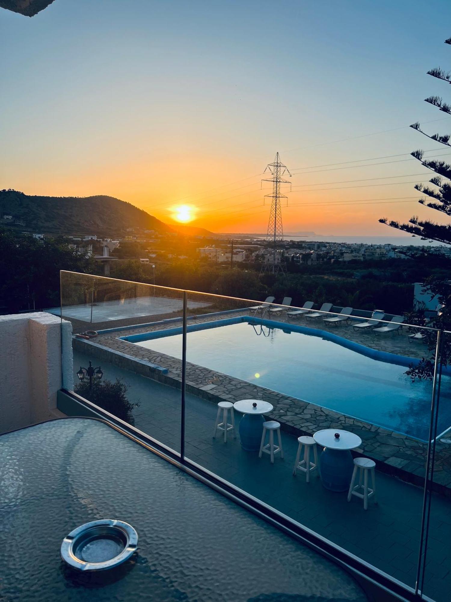 Silia Suites Malia Exterior foto