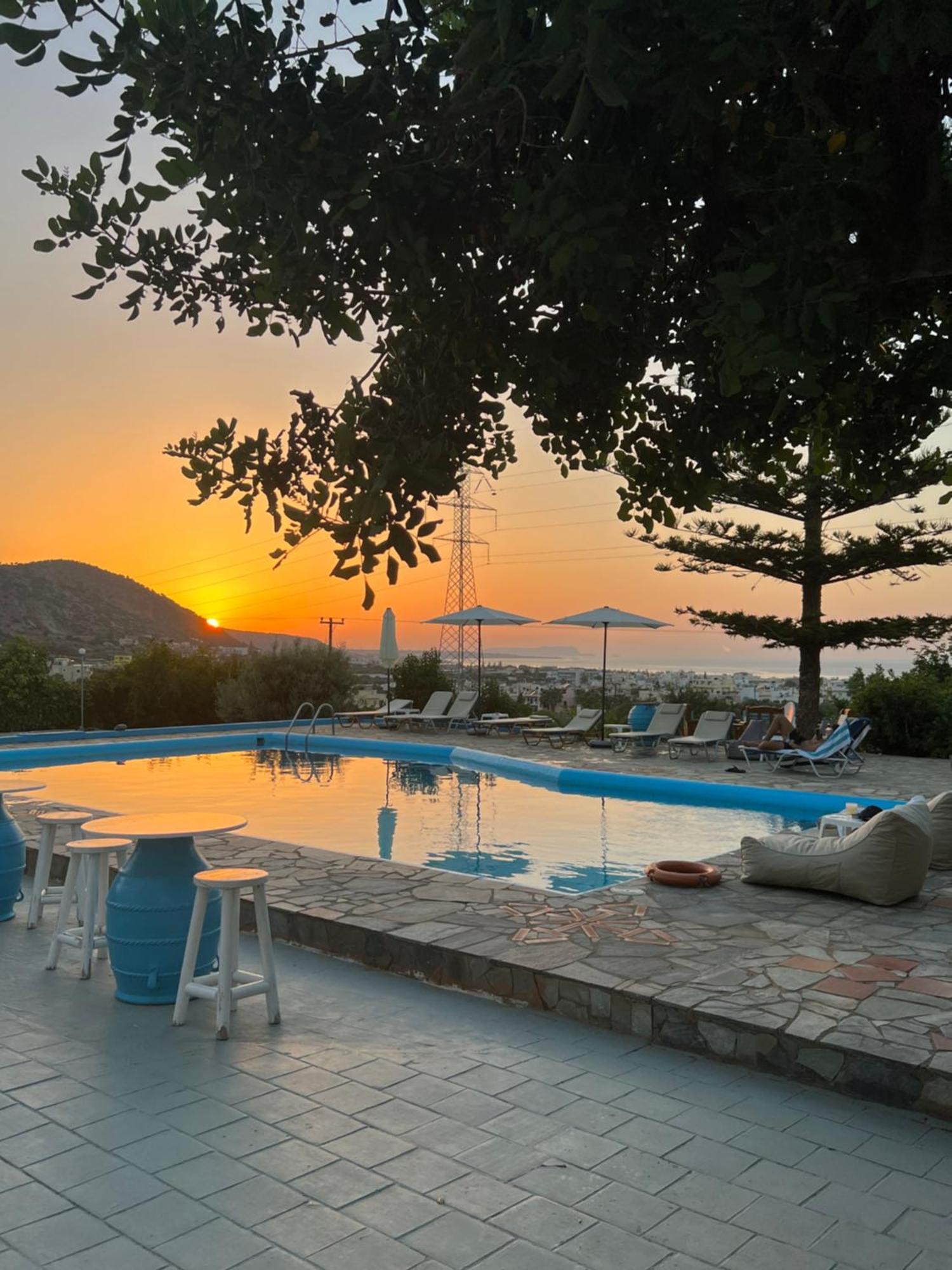 Silia Suites Malia Exterior foto