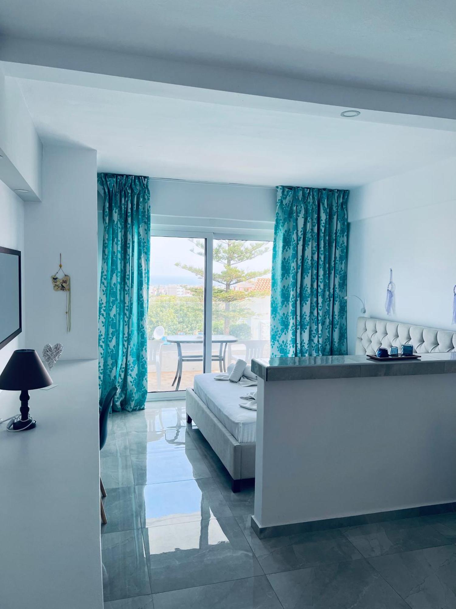 Silia Suites Malia Exterior foto